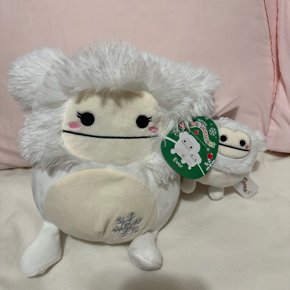 Bigfoot and Yeti 8” winter squishmallow bundle! - Picture 2 of 5